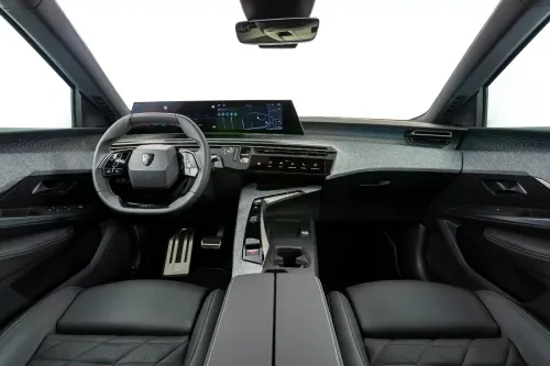 panoramic i-cockpit peugeot 5008