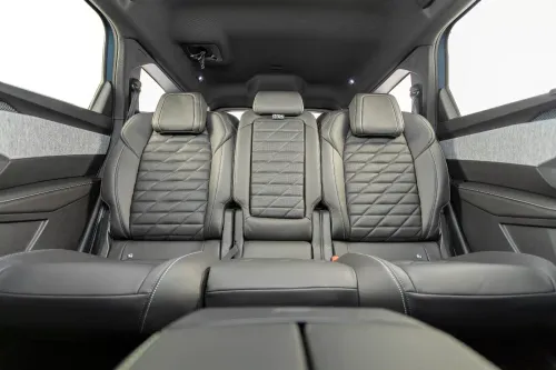 seconda fila peugeot 5008