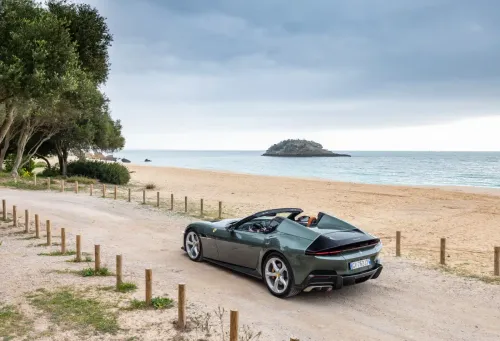 ferrari 12cilindri spider posteriore