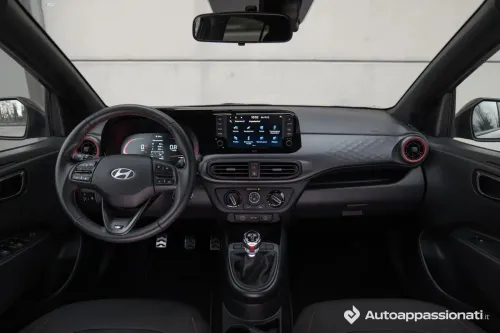 interni hyundai i10 n line