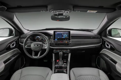 Jeep Commander interni