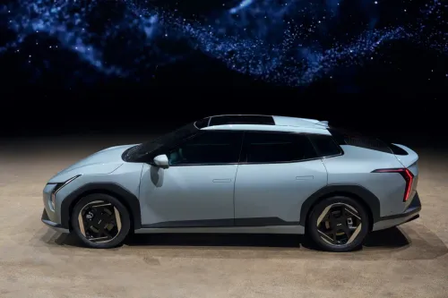 KIA EV4 sedan berlina