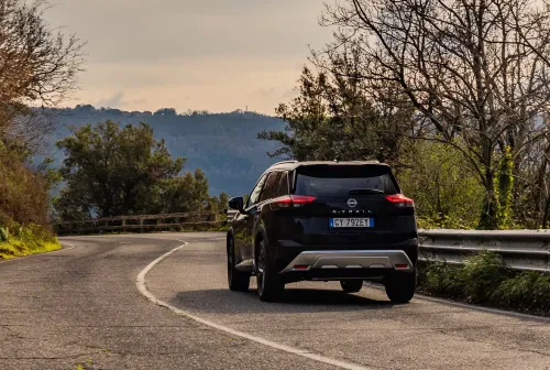 nissan x trail mild hybrid guida posteriore