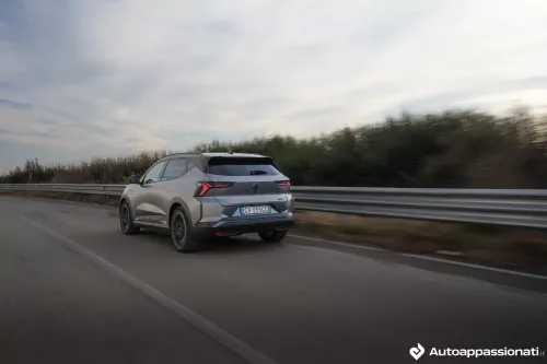 dinamica posteriore renault scenic e-tech