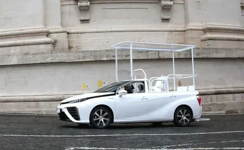 toyota mirai papa