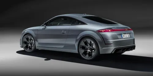 Audi TT elettrica 2026 render