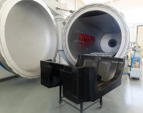 Monoscocca fibra di carbonio Rina Mignatta