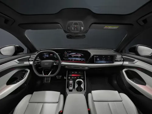 Nuova Audi A6 Avant 2025