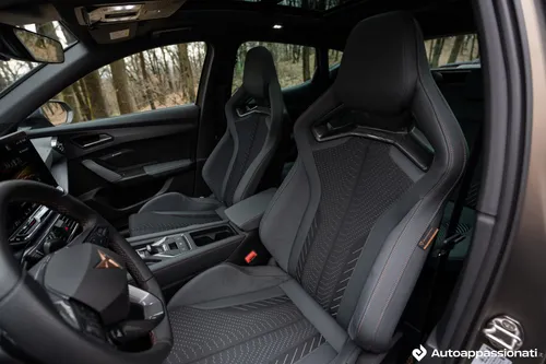 cupra formentor vz plug in 03