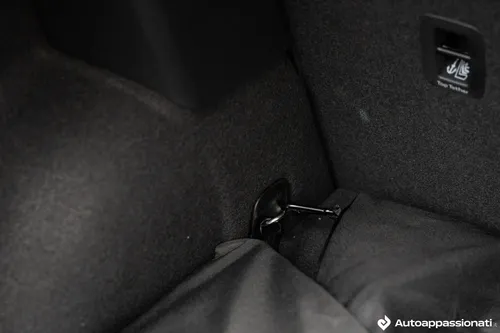 cupra formentor vz plug in 11