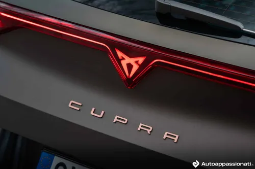 cupra formentor vz plug in 23