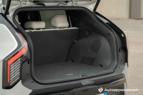 Kia EV3 bagagliaio capacità litri 460