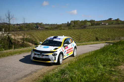 lancia rally ypsilon alba