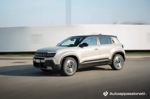 Jeep Avenger e-hybrid