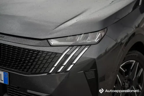 faro triplo artiglio peugeot 3008 hybrid