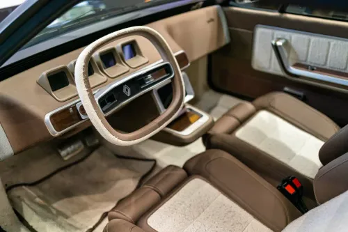 interni renault r17 restomod