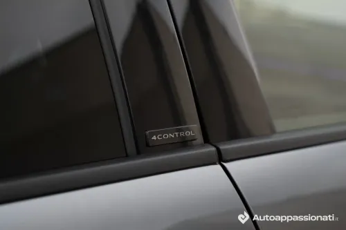 renault rafale 2025 logo 4control advanced