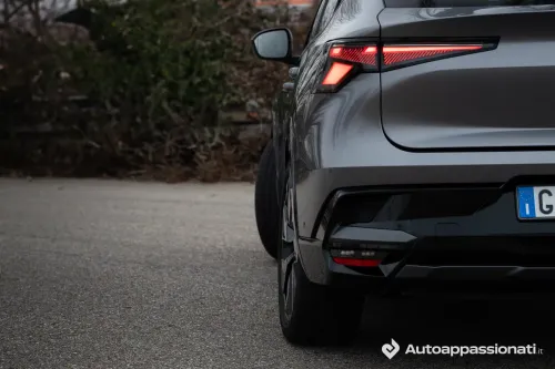 renault rafale 2025 ruote posteriori sterzanti