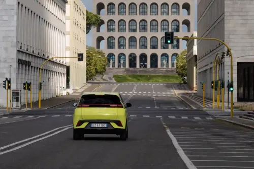 byd dolphin surf dinamica posteriore jpg