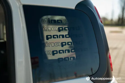 fiat pandina 2025 logo