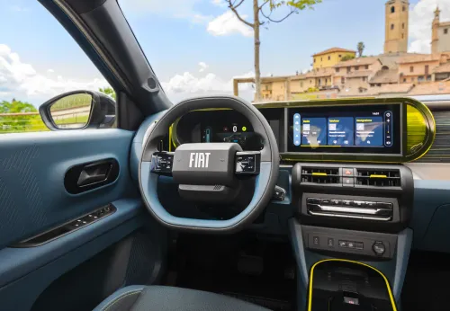 Interni FIAT Grande Panda Hybrid