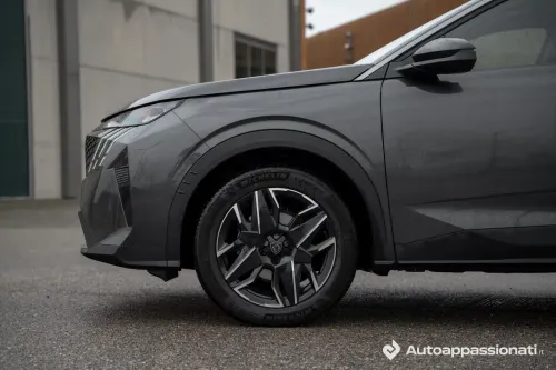 peugeot 3008 hybrid 07