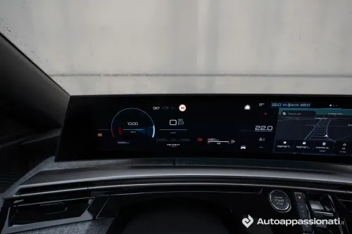 peugeot 3008 hybrid 16