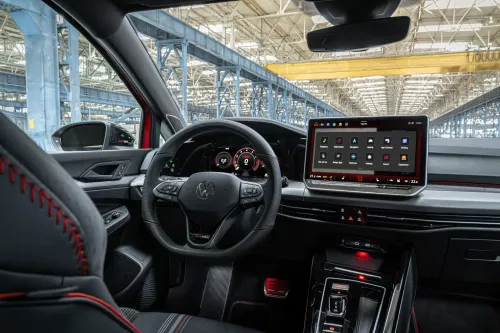 Volkswagen Golf GTI edition 50 interni