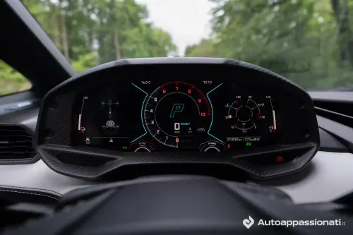 lamborghini reuvelto quadro strumenti