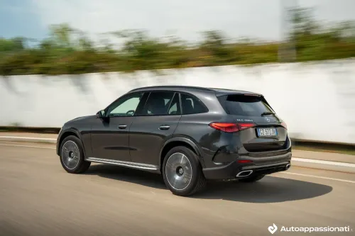 mercedes glc450d 4matic 16