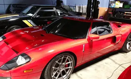 Garage di Paul Walker