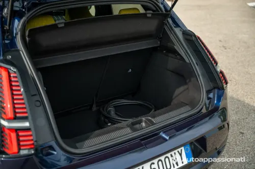 bagagliaio renault 5 e-tech