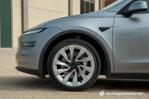 Cerchi airflow tesla model Y 2025