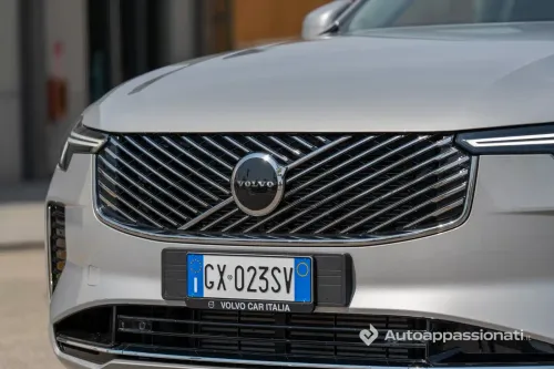 volvo xc90 t8 2025 13