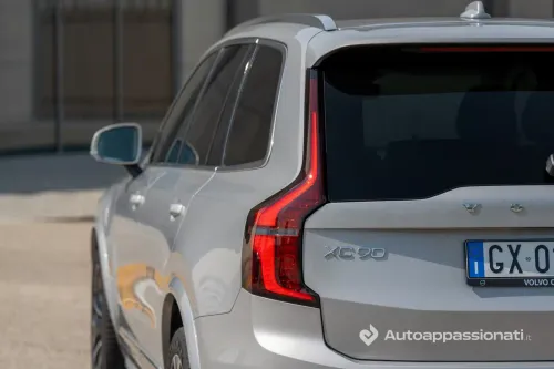 volvo xc90 t8 2025 19