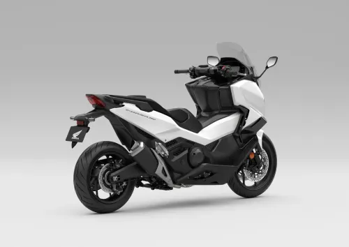 honda-forza-750 MY2026