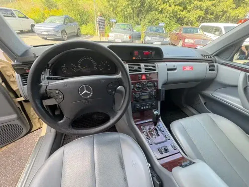 Mercedes Classe E 2 milioni di km interni