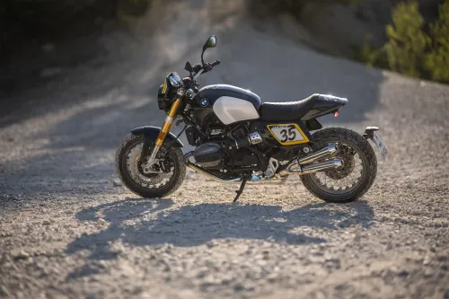 BMW RNineT