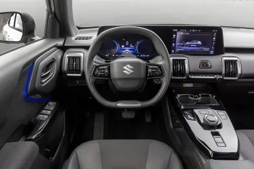 eVitara Suzuki interni