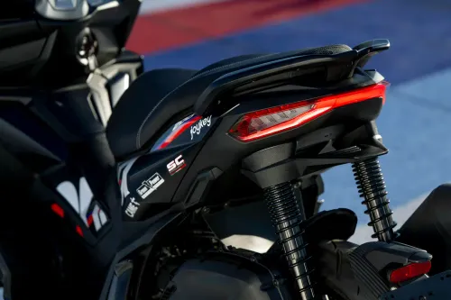 Aprilia SR GT Replica