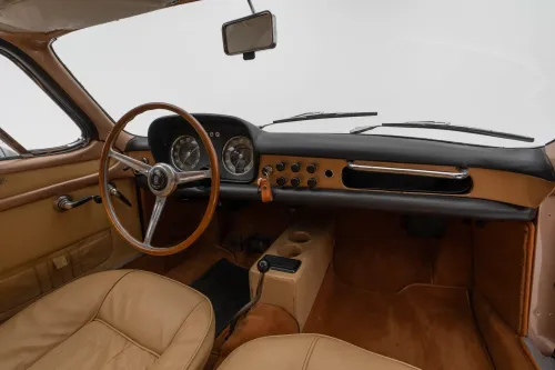 Lancia Flaminia Loraymo interni