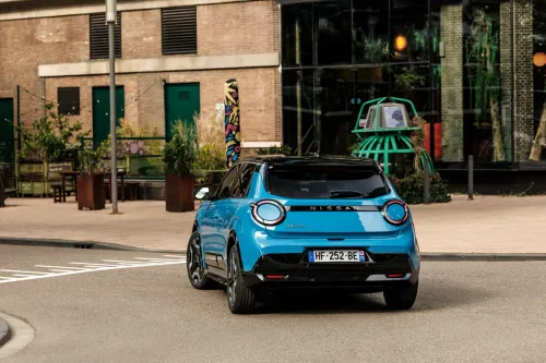 nissan micra dinamica posteriore