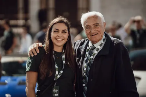 30ESIMO_ELISE_PIAZZA_TRIBUNALE