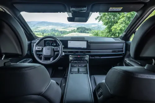 SANTA FE MY26  interior