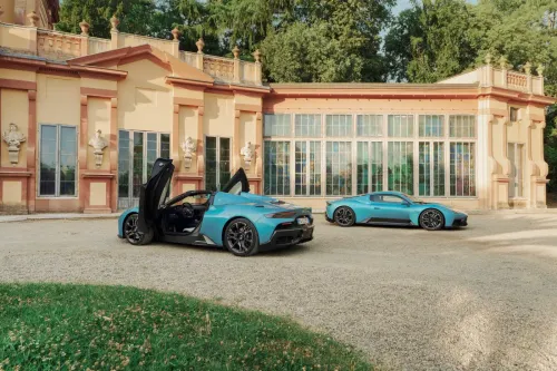 maserati mcpura cielo door open