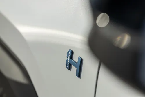 citroen c5 aircross 2026 logo hybrid