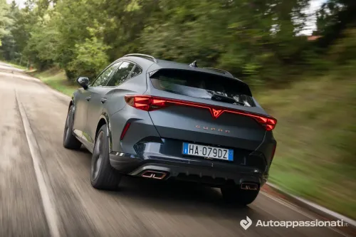 cupra formentor e hybrid 2025 18