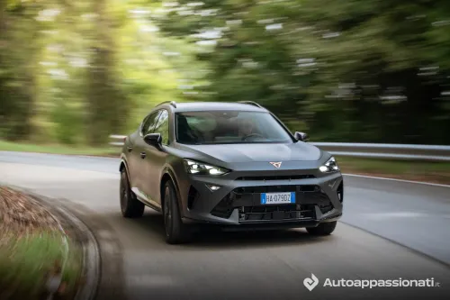 cupra formentor e hybrid 2025 19