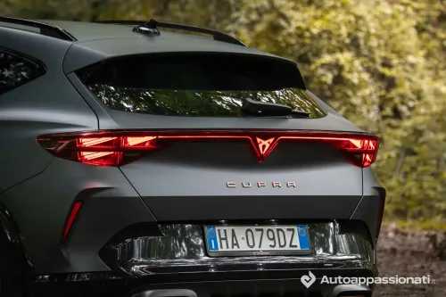 cupra formentor e hybrid 2025 7