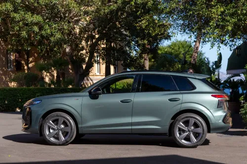 linea laterale audi q3 2026